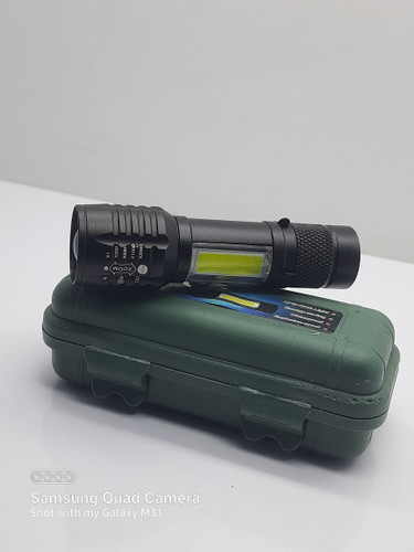 چراغ قوه پلیسی